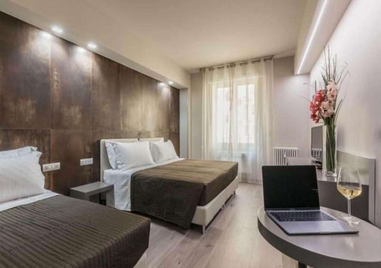 Astoria Deluxe Rooms Bologna Esterno foto